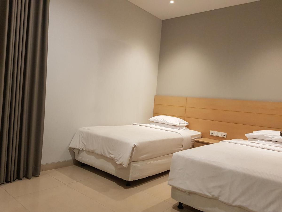 New Mountain Springs Hotel & Resort Lembang Zewnętrze zdjęcie