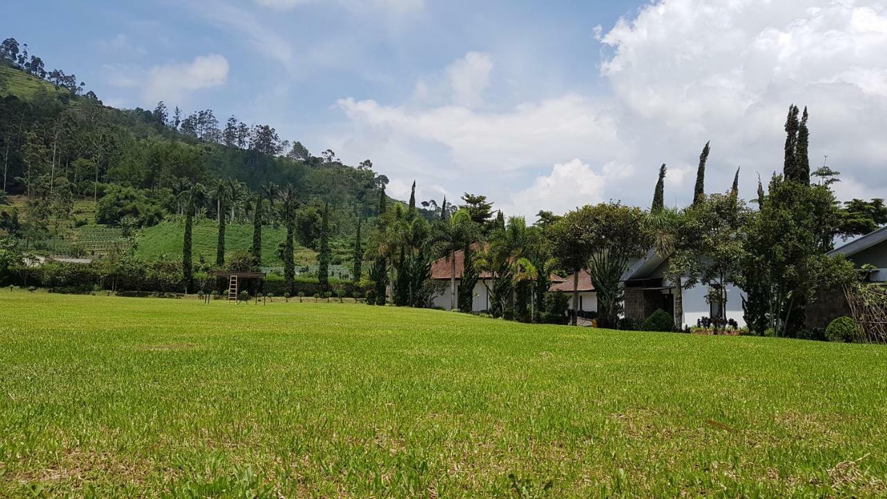 New Mountain Springs Hotel & Resort Lembang Zewnętrze zdjęcie